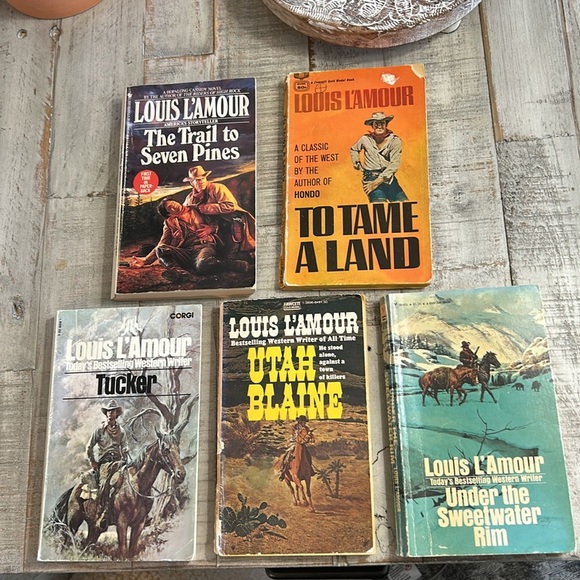 LOUIS L’AMOUR VINTAGE PAPERBACKS WESTERNS BOOKS SET OF FIVE - Picture 2 of 8